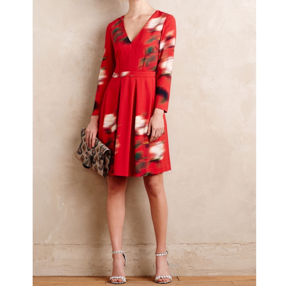 PETER SOM X MADE IN KIND GRAPHIC BLUR FLORAL PRINT